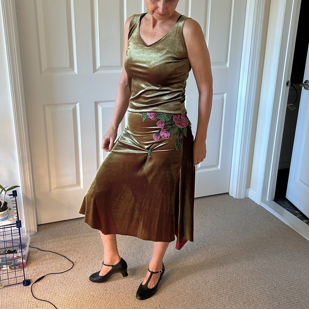 Elegant Argentine tango custom lace and velvet 2 piece outfit skirt and top